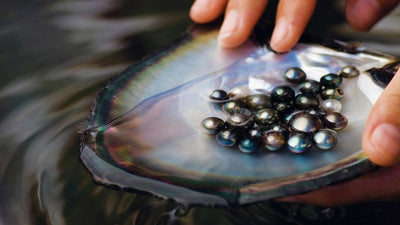 YOUR STORY - Black pearls jewellery